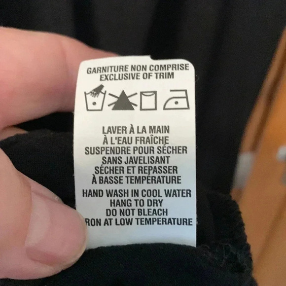 Black  M - Picture 7 of 9